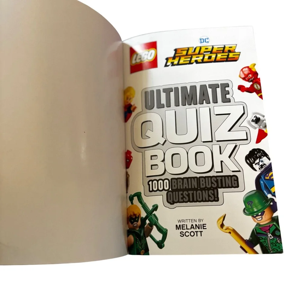 LEGO DC Super Hero's Ultimate Quiz Book Paperback‎